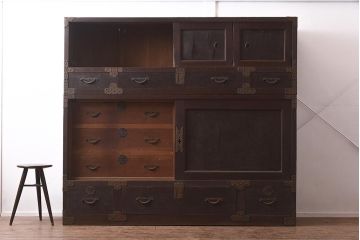 アンティーク家具　明治期　三方ケヤキ材　激レア!貫禄漂う上手物の帳場大箪笥(収納箪笥、引き出し)(R-043316)