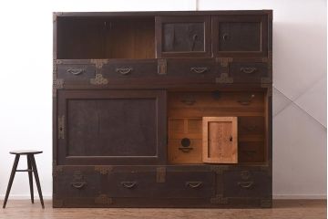 アンティーク家具　明治期　三方ケヤキ材　激レア!貫禄漂う上手物の帳場大箪笥(収納箪笥、引き出し)(R-043316)