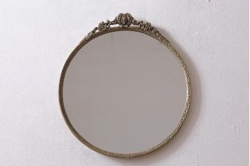 ヴィンテージ雑貨　イギリスビンテージ　気品漂うデザインの丸型ウォールミラー(鏡)(R-043317)