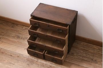 アンティーク家具　昭和初期　前面桐材　古い木の質感が味わい深い小タンス(引き出し、時代箪笥、整理タンス)(R-043321)
