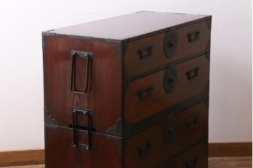 アンティーク家具　明治大正期　前面欅(ケヤキ)材　美しい木目が魅力の重ね会津箪笥(衣装箪笥、時代箪笥)(R-043326)