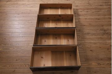 アンティーク家具　明治大正期　前面欅(ケヤキ)材　美しい木目が魅力の重ね会津箪笥(衣装箪笥、時代箪笥)(R-043326)