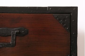 アンティーク家具　明治大正期　前面欅(ケヤキ)材　美しい木目が魅力の重ね会津箪笥(衣装箪笥、時代箪笥)(R-043326)