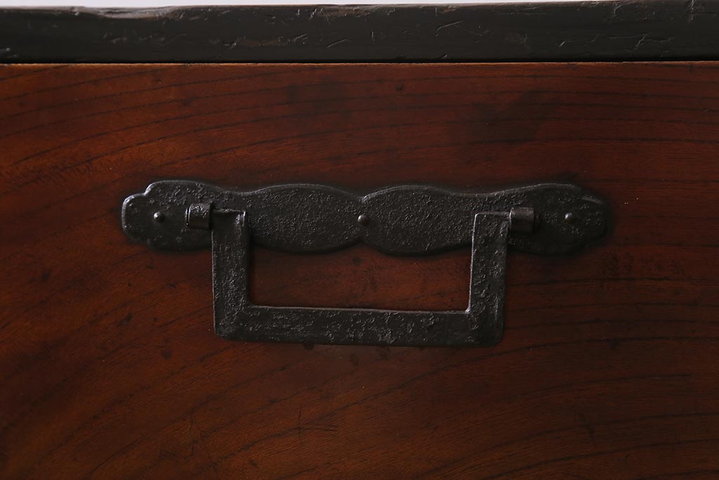 アンティーク家具　明治大正期　前面欅(ケヤキ)材　美しい木目が魅力の重ね会津箪笥(衣装箪笥、時代箪笥)(R-043326)