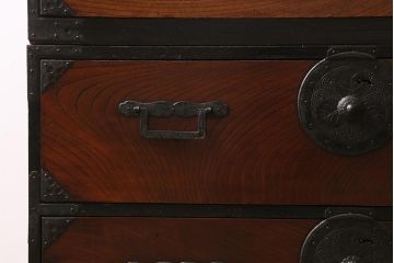 アンティーク家具　明治大正期　前面欅(ケヤキ)材　美しい木目が魅力の重ね会津箪笥(衣装箪笥、時代箪笥)(R-043326)