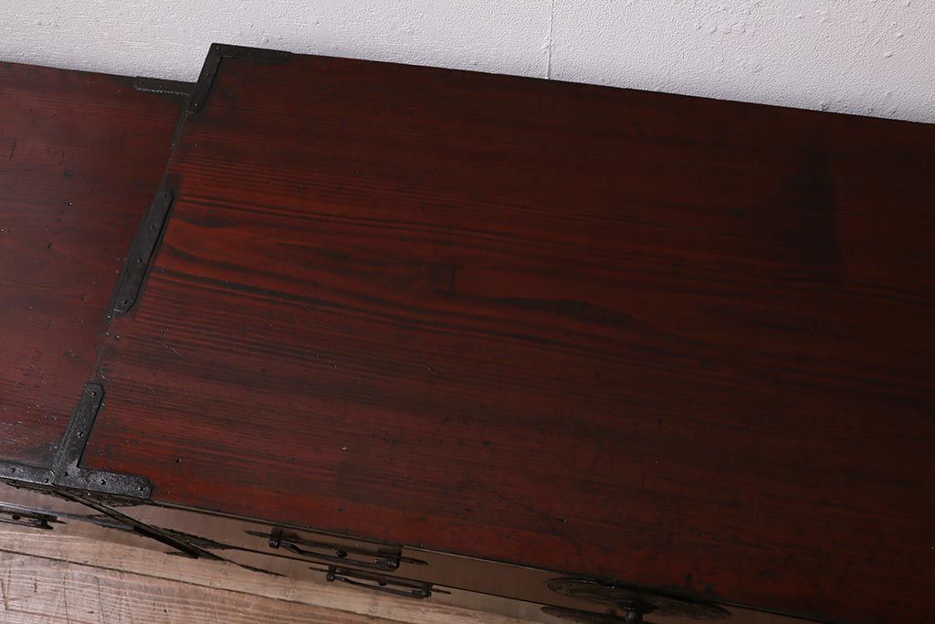 アンティーク家具　明治大正期　前面欅(ケヤキ)材　美しい木目が魅力の重ね会津箪笥(衣装箪笥、時代箪笥)(R-043326)