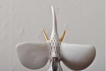 ハンガリー　HOLLOHAZA(ホロハーザ)　象フィギュリン(エレファント、磁器、置物)(R-043330)