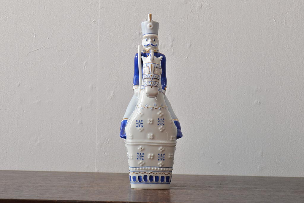 ハンガリー　HOLLOHAZA(ホロハーザ)　騎兵フィギュリン(兵隊、磁器、置物)(R-043331)