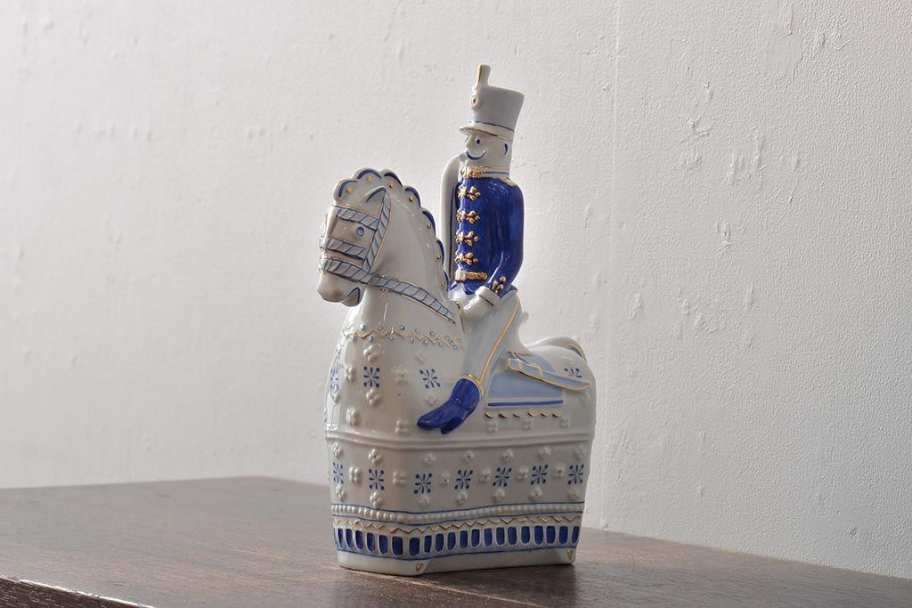 ハンガリー　HOLLOHAZA(ホロハーザ)　騎兵フィギュリン(兵隊、磁器、置物)(R-043331)