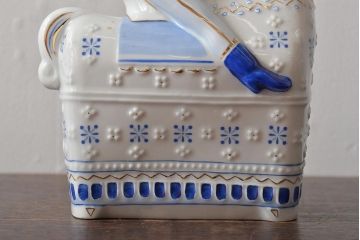 ハンガリー　HOLLOHAZA(ホロハーザ)　騎兵フィギュリン(兵隊、磁器、置物)(R-043331)