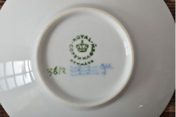 ROYAL COPENHAGEN(ロイヤルコペンハーゲン)　花柄小皿4枚セット(オーバルプレート、洋食器)(R-043333)