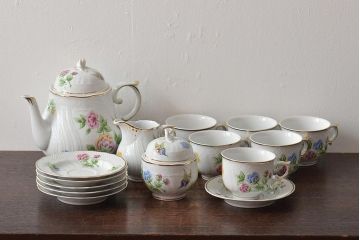 中古　ハンガリー　HOLLOHAZA(ホロハーザ)　Pannonia(パノニア)　ティーポット・シュガーポット・クリーマー・カップ&ソーサー6客セット(洋食器、ミルクポット、ティーセット)(R-043338)