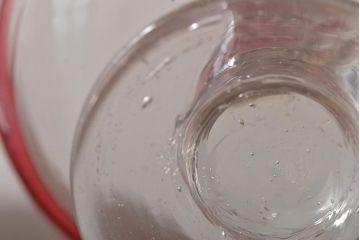 アンティーク雑貨　大正期　赤縁椀型　氷コップ(吹ガラス)(R-043341)
