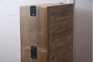 アンティーク家具　昭和中期　すっきりとした佇まいのシンプルな衣装タンス(引き出し、チェスト)(R-043347)