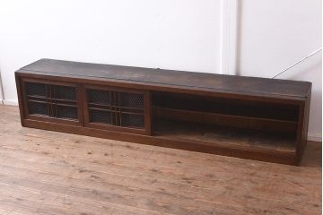 アンティーク家具　大正期　亀甲金網と組子の凝った引き戸が目を引くローボード(テレビ台)(R-043348)