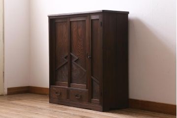 アンティーク家具　和製アンティーク　引き出し付き!　杢目の美しい杉材を使った昭和初期の下駄箱(収納棚、戸棚)(R-043356)