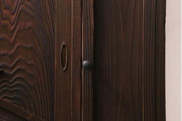 アンティーク家具　和製アンティーク　引き出し付き!　杢目の美しい杉材を使った昭和初期の下駄箱(収納棚、戸棚)(R-043356)