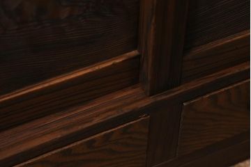 アンティーク家具　和製アンティーク　引き出し付き!　杢目の美しい杉材を使った昭和初期の下駄箱(収納棚、戸棚)(R-043356)