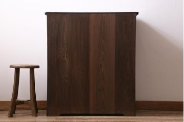 アンティーク家具　和製アンティーク　引き出し付き!　杢目の美しい杉材を使った昭和初期の下駄箱(収納棚、戸棚)(R-043356)