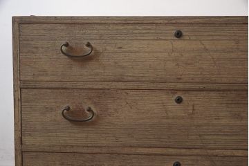 レトロ家具　昭和中期　桐材 シンプルで素朴な箪笥3段(ローボード、テレビ台、チェスト、引き出し、桐箪笥、桐たんす)(R-043358)