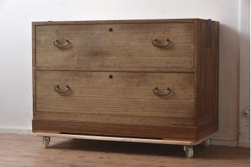 レトロ家具　昭和中期　桐材 素朴な和の雰囲気漂う箪笥2段(ローボード、テレビ台、チェスト、引き出し、桐箪笥、桐たんす)(R-043359)