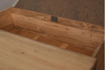 レトロ家具　昭和中期　桐材 素朴な和の雰囲気漂う箪笥2段(ローボード、テレビ台、チェスト、引き出し、桐箪笥、桐たんす)(R-043359)