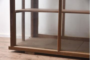 アンティーク家具　大正昭和初期　ヒノキ材　味のある風合いが魅力のレトロなガラスケース(ショーケース、陳列棚)(R-043361)