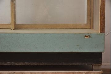レトロ家具　昭和中期　ペイントカラーがお洒落なガラスケース(ショーケース、陳列棚)(R-043362)