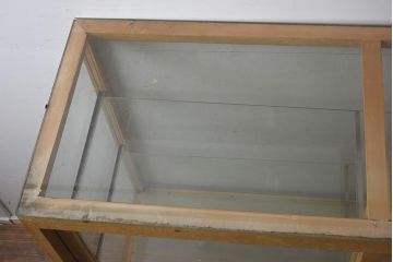レトロ家具　昭和中期　ペイントカラーがお洒落なガラスケース(ショーケース、陳列棚)(R-043362)