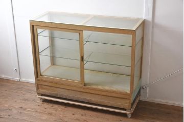 レトロ家具　昭和中期　ペイントカラーがお洒落なガラスケース(ショーケース、陳列棚)(R-043362)
