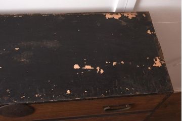 アンティーク家具　明治大正期　前板桐材　丸金具が目を引く衣装箪笥(時代箪笥、引き出し)(R-043363)