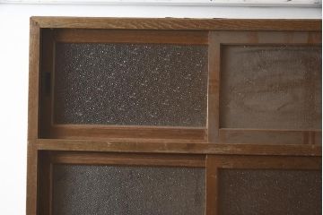 レトロ家具　昭和中期　ナラ材　ダイヤガラスがおしゃれな作業台付き食器棚(収納棚、戸棚、キャビネット)(R-043365)