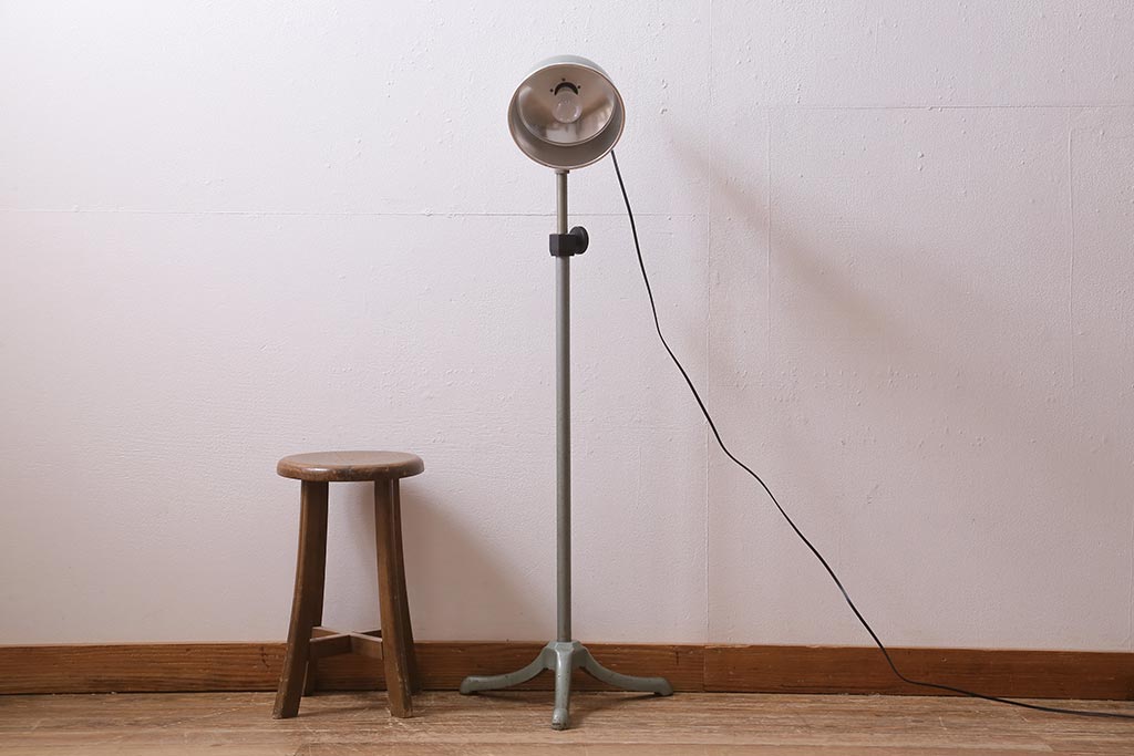 80-90's アイアンメッシュ フロアランプ 照明 ポストモダン 80-90's アイアンメッシュ フロアランプ 照明 ポストモダン 80