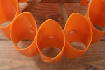 ビンテージ照明　レトロポップなカラーと個性的なデザインが目を引くペンダントライト(天井照明、シェード)(R-043369)