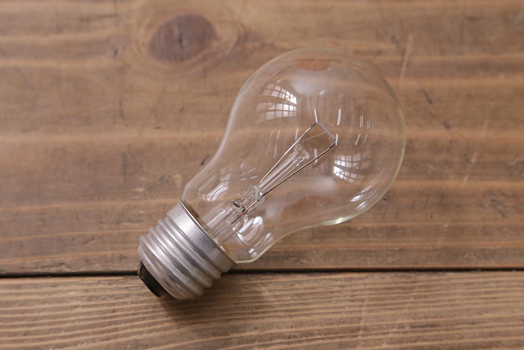 ビンテージ照明　レトロポップなカラーと個性的なデザインが目を引くペンダントライト(天井照明、シェード)(R-043369)