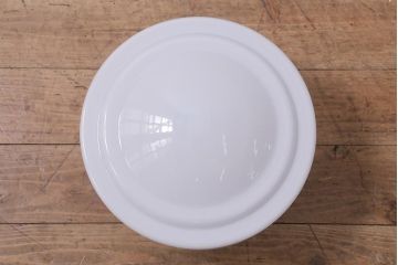 ビンテージ照明　大振りサイズ　レトロな乳白色のガラスシェード照明(吊り下げ照明、天井照明)(R-043370)