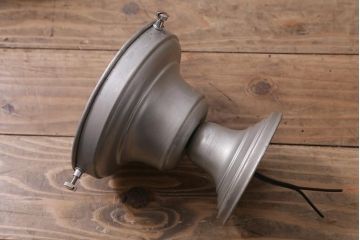 ビンテージ照明　大振りサイズ　レトロな乳白色のガラスシェード照明(吊り下げ照明、天井照明)(R-043370)