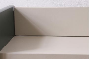 ペイント家具　和製アンティーク　ダークグリーンとアイボリーの組み合わせがお洒落なブックシェルフ(本棚、収納棚、ラック)(R-043373)