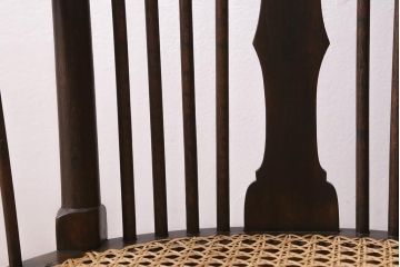 アンティーク家具　イギリスアンティーク　バーチ材　ホイールバックがポイントのロッキングチェア(椅子、板座チェア)(R-043382)
