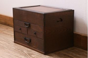 アンティーク家具　桑・欅・桐材　真鍮金具　上手物の小引き出し(裁縫箱)(R-043383)