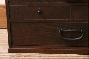 アンティーク家具　桑・欅・桐材　真鍮金具　上手物の小引き出し(裁縫箱)(R-043383)