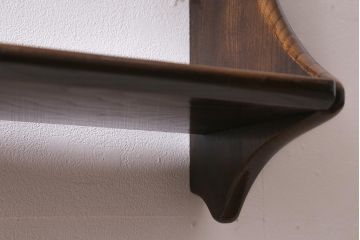 ヴィンテージ家具　イギリスビンテージ　ERCOL(アーコール)　大人の雰囲気漂う上質な壁掛け収納(ウォールシェルフ、吊り戸棚)(R-043385)