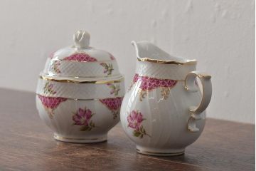 中古　ハンガリー　HOLLOHAZA(ホロハーザ)　Henriette(ヘンリエッタ)　シュガーポット・クリーマー(ミルクポット、ミルクジャグ、洋食器)(R-043390)