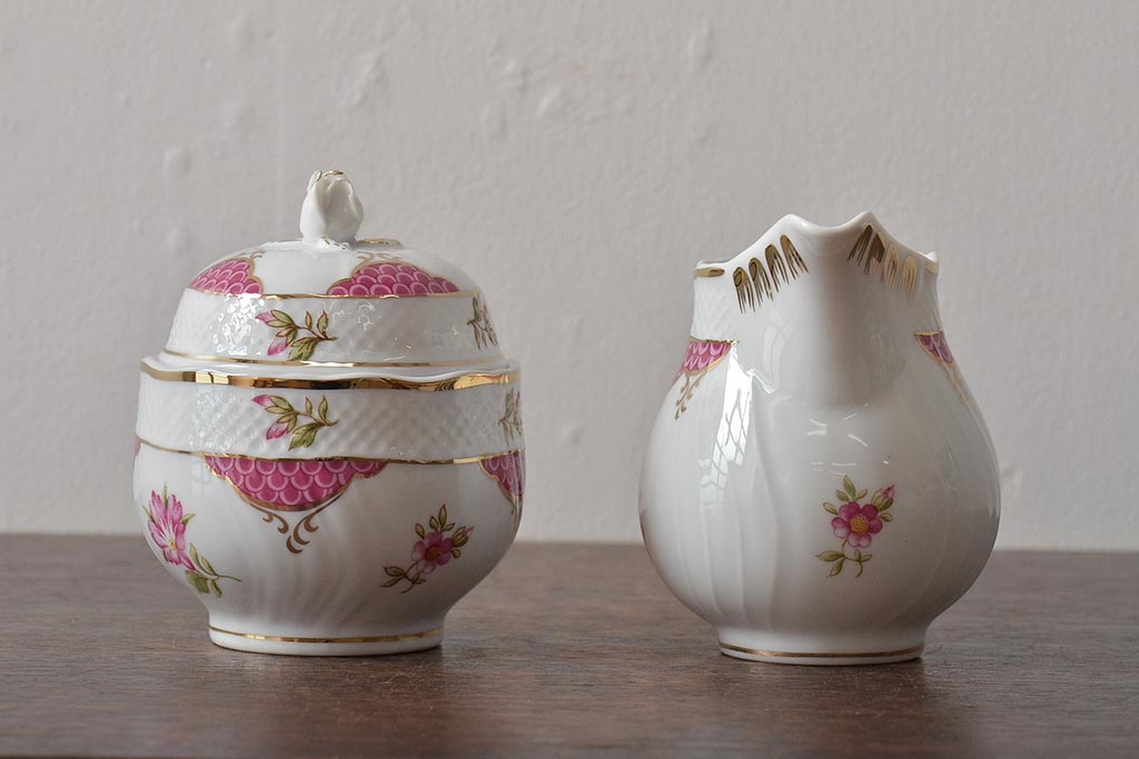 中古　ハンガリー　HOLLOHAZA(ホロハーザ)　Henriette(ヘンリエッタ)　シュガーポット・クリーマー(ミルクポット、ミルクジャグ、洋食器)(R-043390)