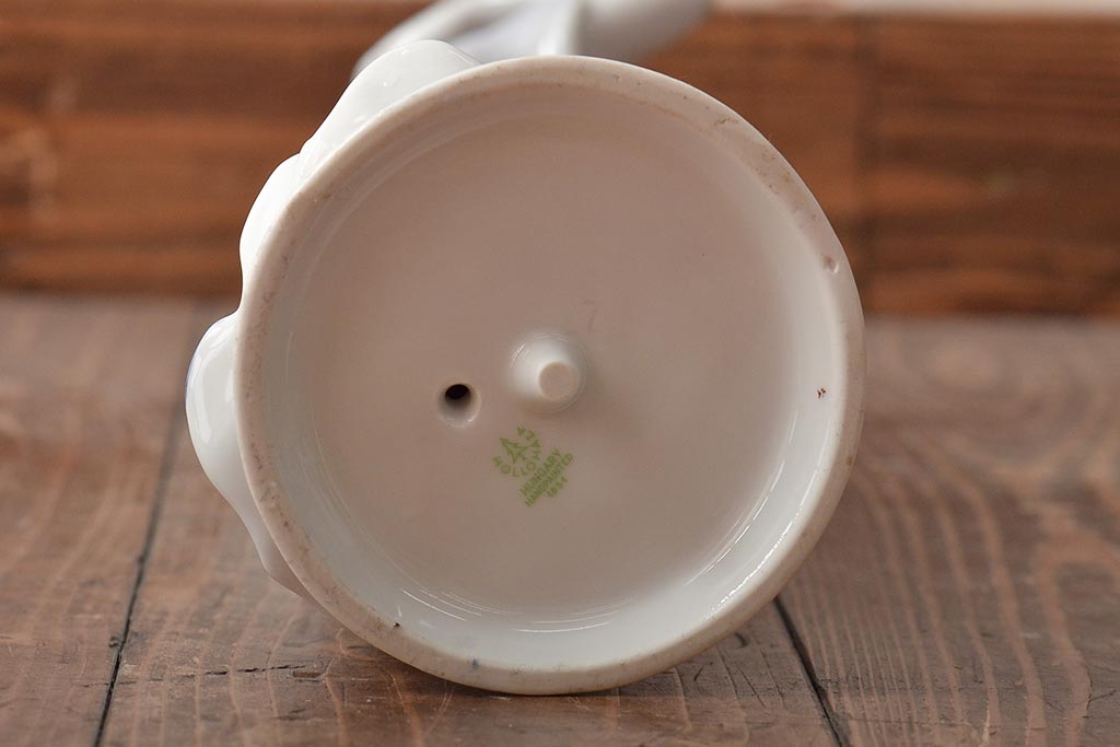 ハンガリー　HOLLOHAZA(ホロハーザ)　花を持つ女性　フィギュリン(磁器人形、ディスプレイ)(R-043392)