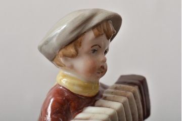 東ドイツ　ワーグナー&アペル　Wagner&Apel　W&A　フィギュリン3個セット　少年　犬　女の子　陶器　置物