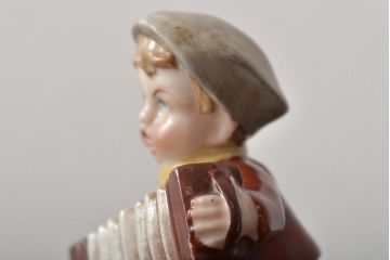 東ドイツ　ワーグナー&アペル　Wagner&Apel　W&A　フィギュリン3個セット　少年　犬　女の子　陶器　置物