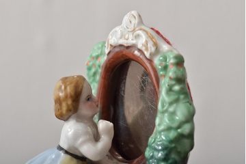 東ドイツ　ワーグナー&アペル　Wagner&Apel　W&A　フィギュリン3個セット　少年　犬　女の子　陶器　置物