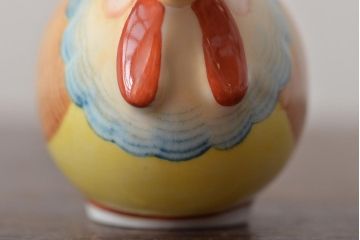 ハンガリー　HOLLOHAZA　ホロハーザ　ニワトリ　ハリネズミ　フィギュリン2個セット　陶器　置物