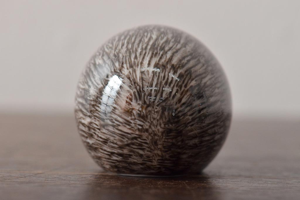 ハンガリー　HOLLOHAZA　ホロハーザ　ニワトリ　ハリネズミ　フィギュリン2個セット　陶器　置物